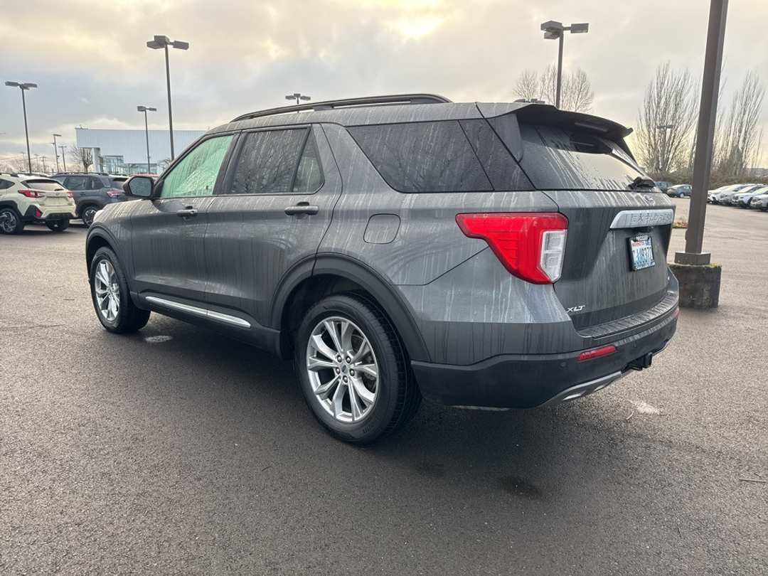 2020 Ford Explorer XLT - Image 5