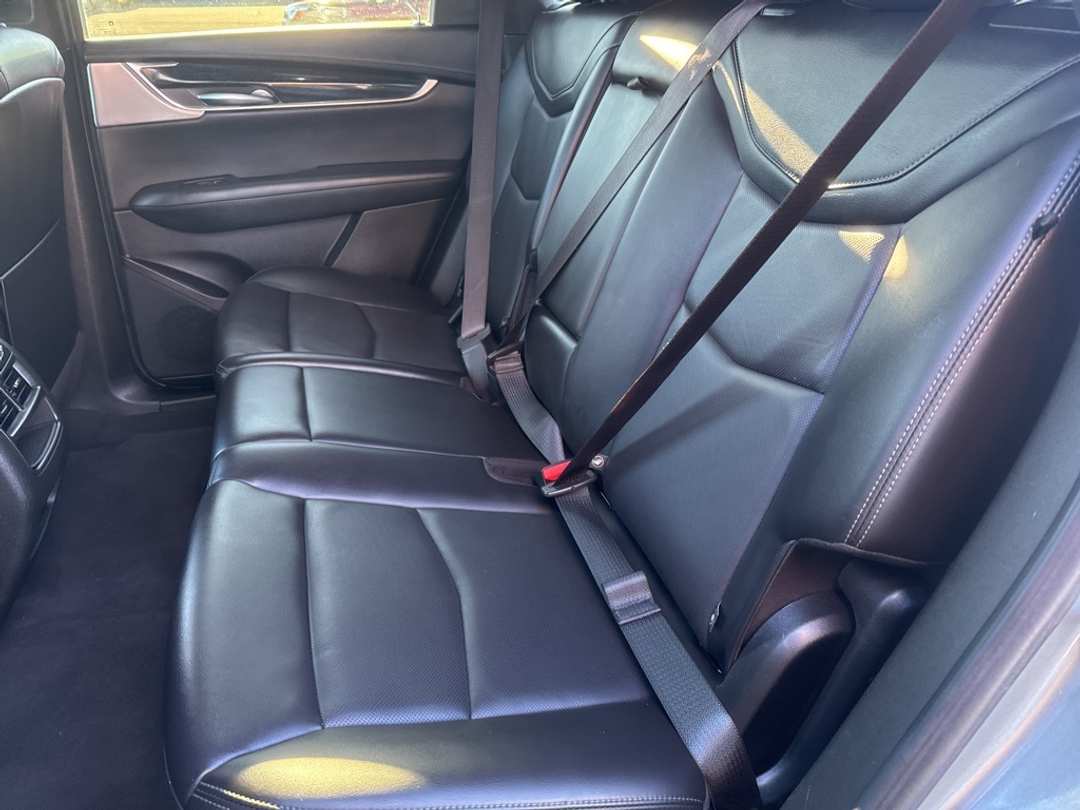 2023 Cadillac Xt5 Premium Luxury - Image 18