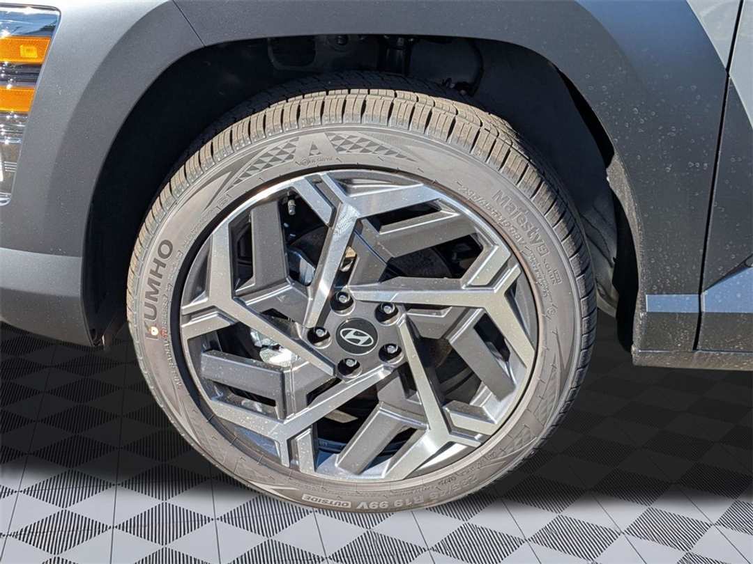 2026 Hyundai Kona SEL Premium - Image 32