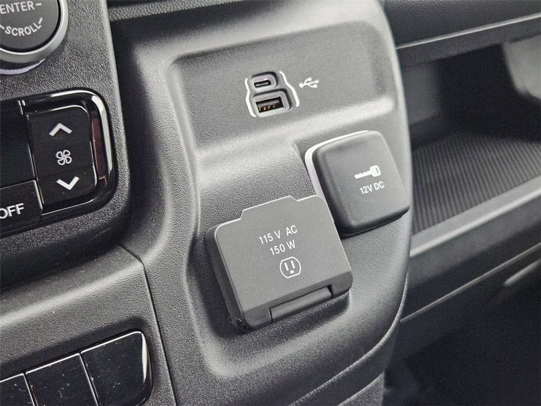 2026 Ram Promaster 1500 Low Roof - Image 25