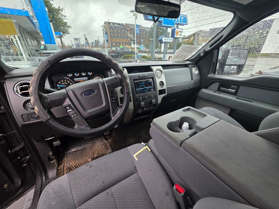 2012 Ford F-150 XLT - Image 12