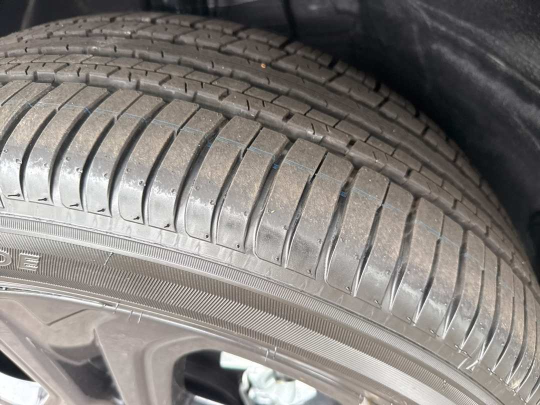 2025 Subaru Ascent Onyx Edition Touring - Image 12