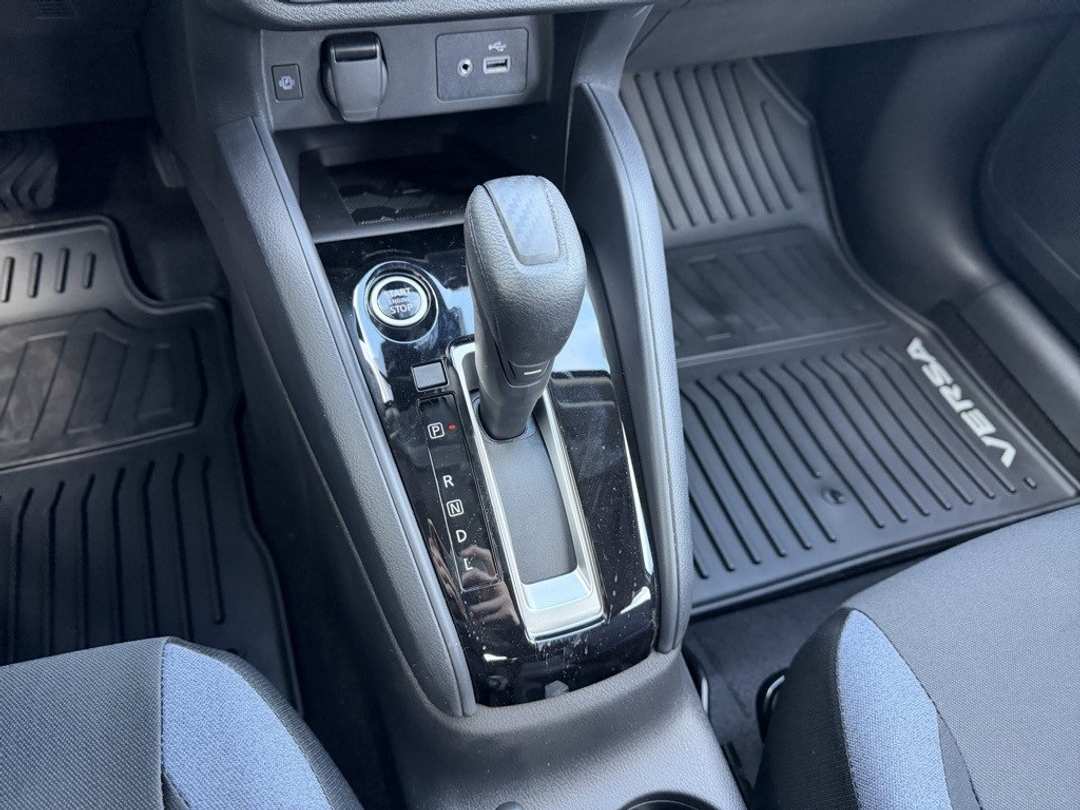 2025 Nissan Versa 1.6 SV - Image 23