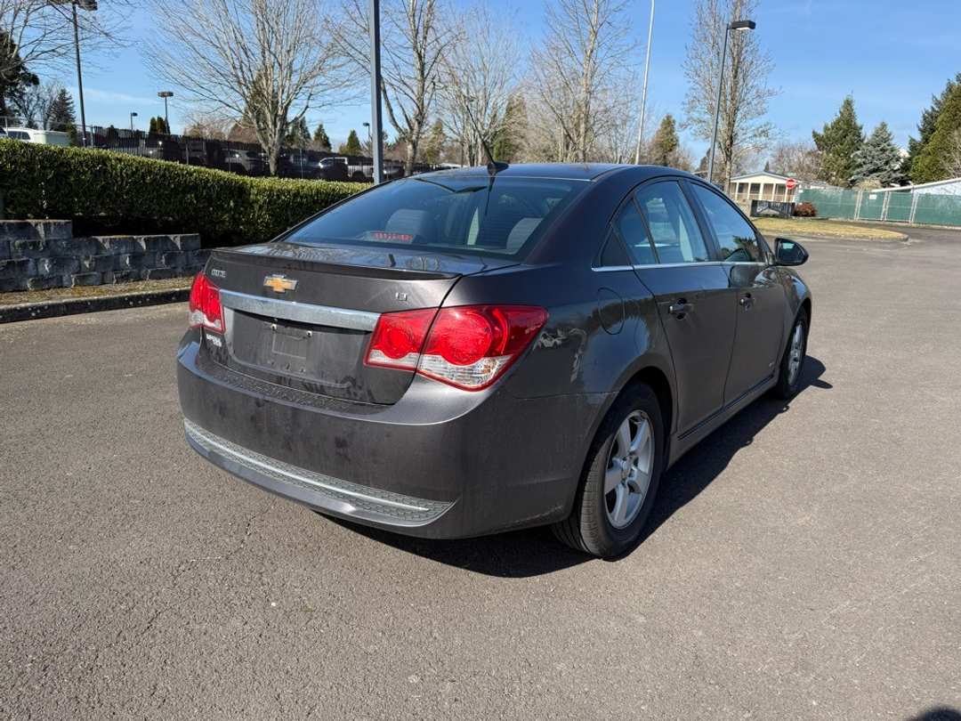 2014 Chevrolet Cruze 1LT - Image 7