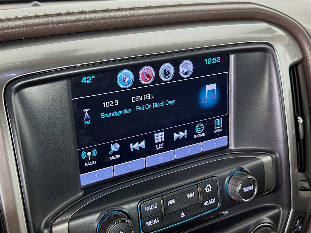 2017 Chevrolet Silverado 1500 LTZ - Image 15