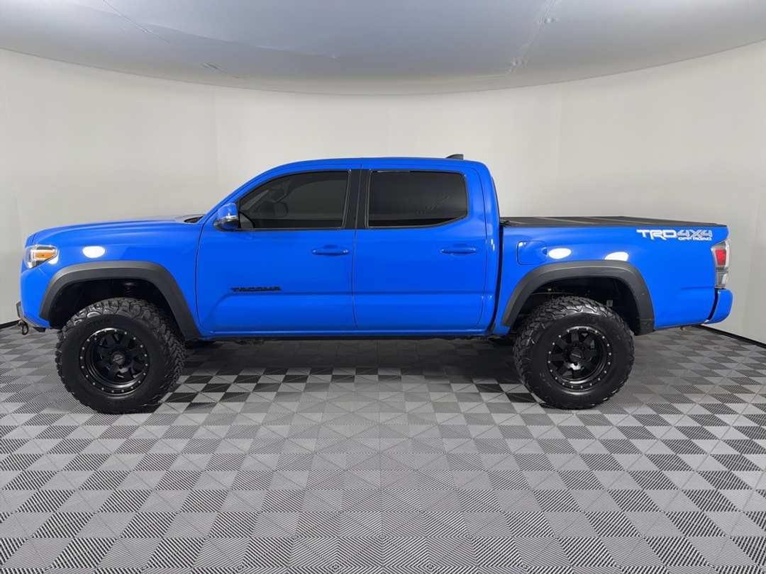2020 Toyota Tacoma TRD OffRoad - Image 5