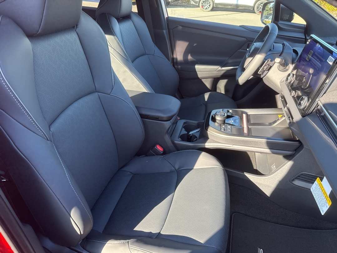 2026 Subaru Solterra Premium - Image 28