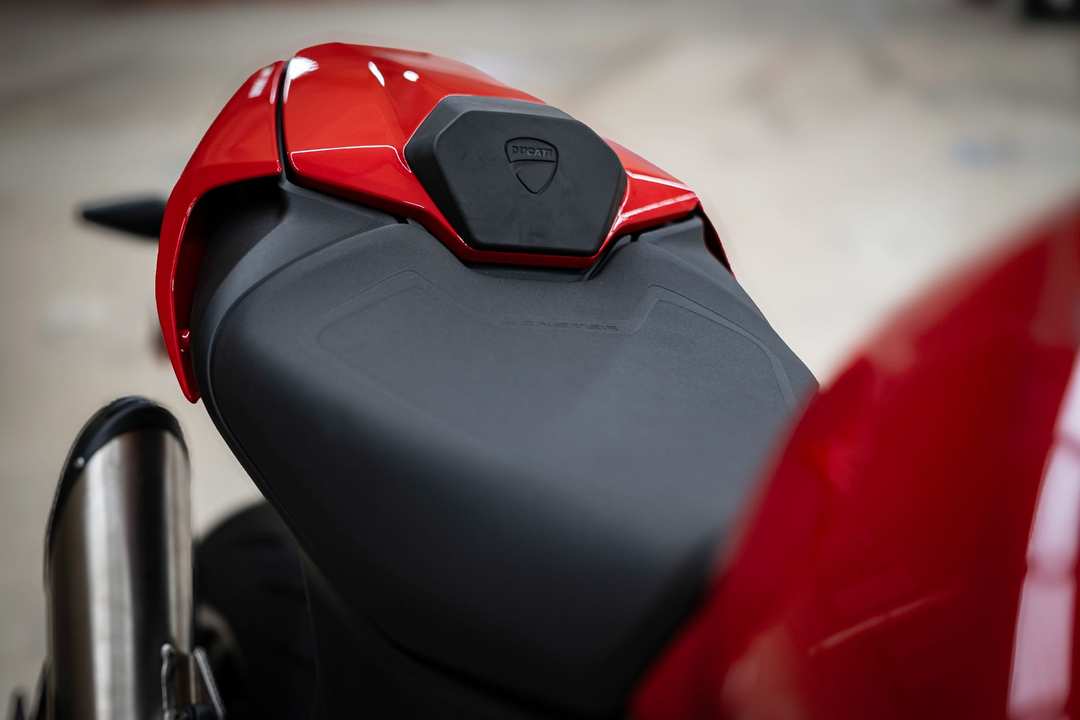 2024 Ducati Monster + - Image 5