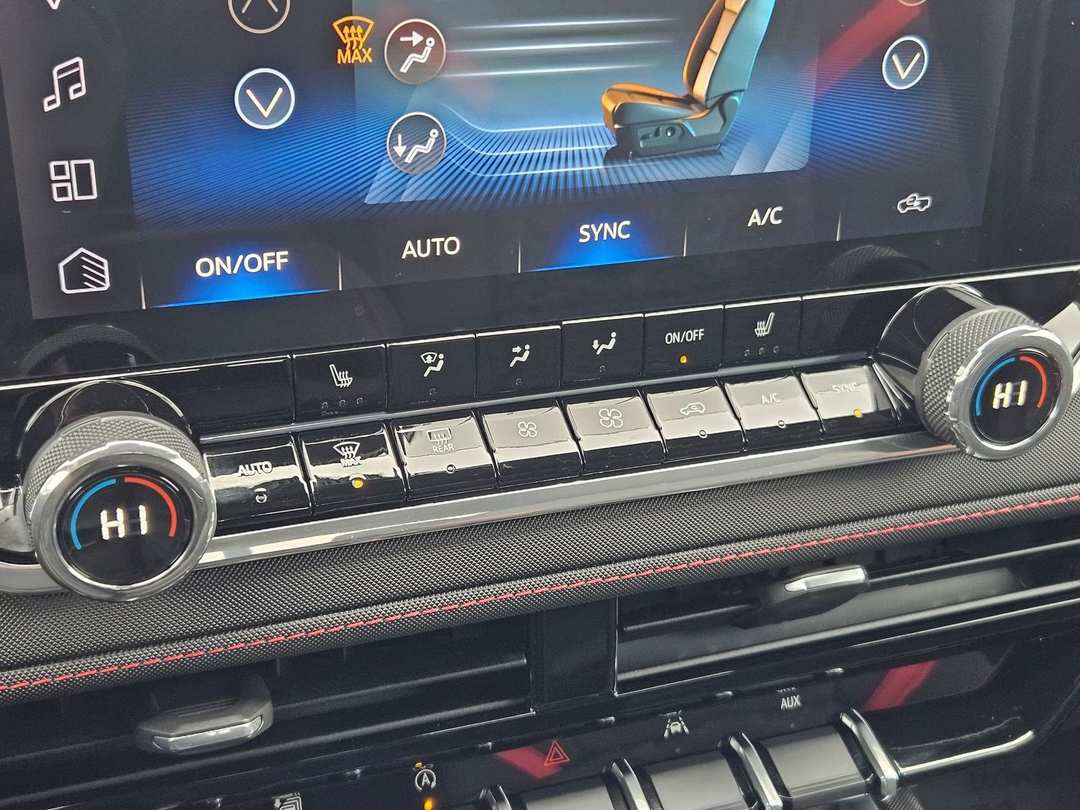 2026 Chevrolet Colorado Z71 - Image 24