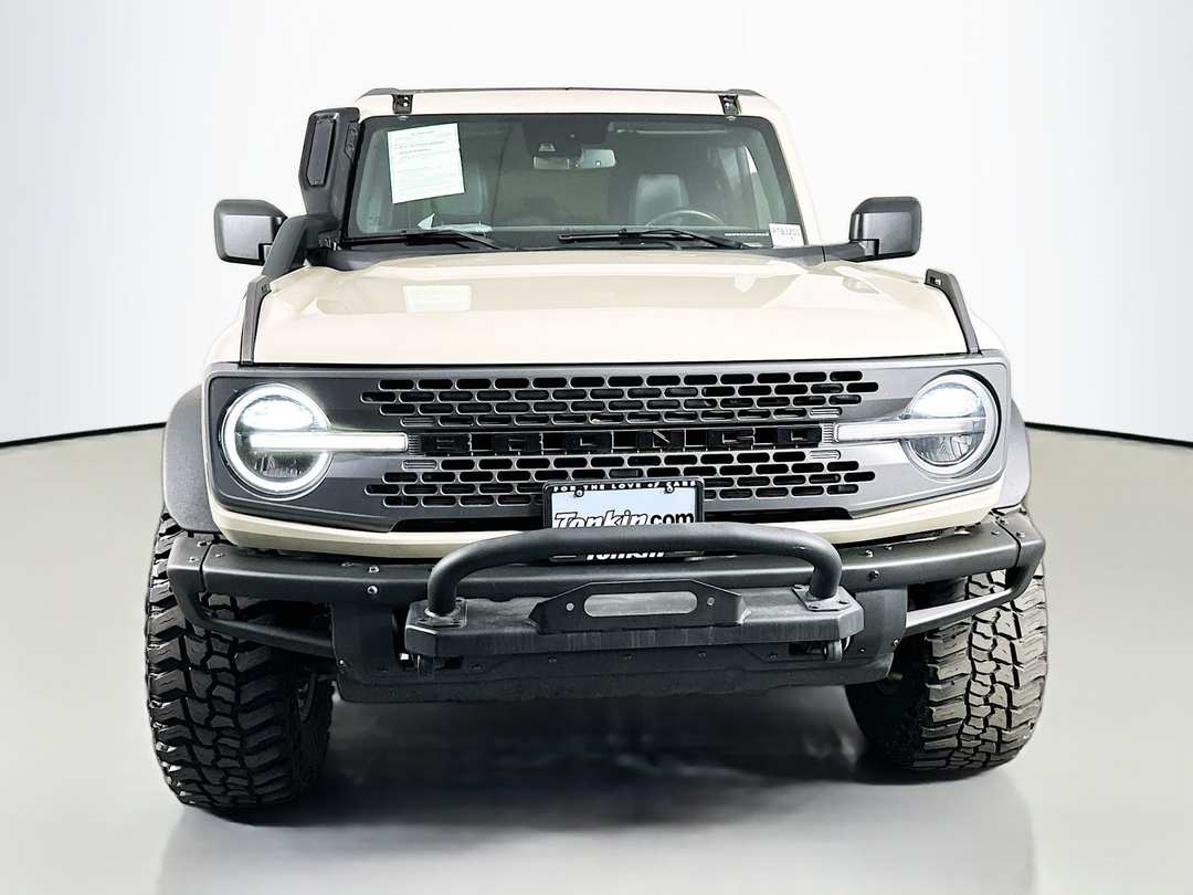 2022 Ford Bronco Everglades - Image 2