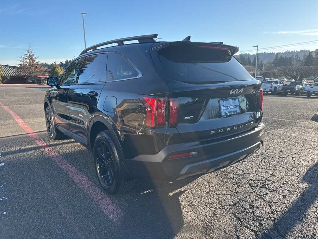 2022 Kia Sorento S - Image 5