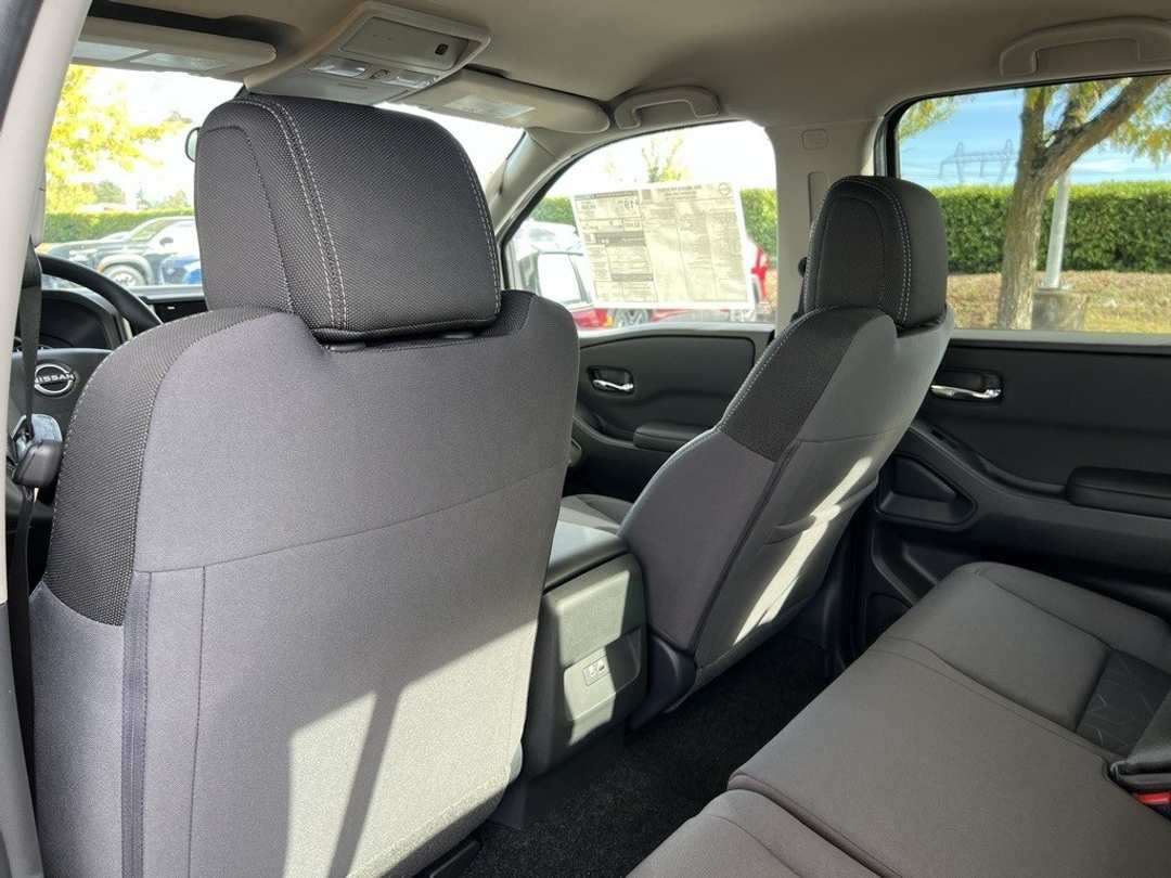 2026 Nissan Frontier SV - Image 28