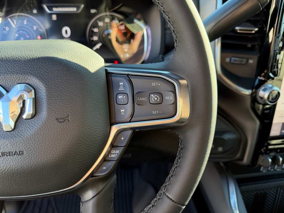 2026 Ram 3500 Laramie - Image 18