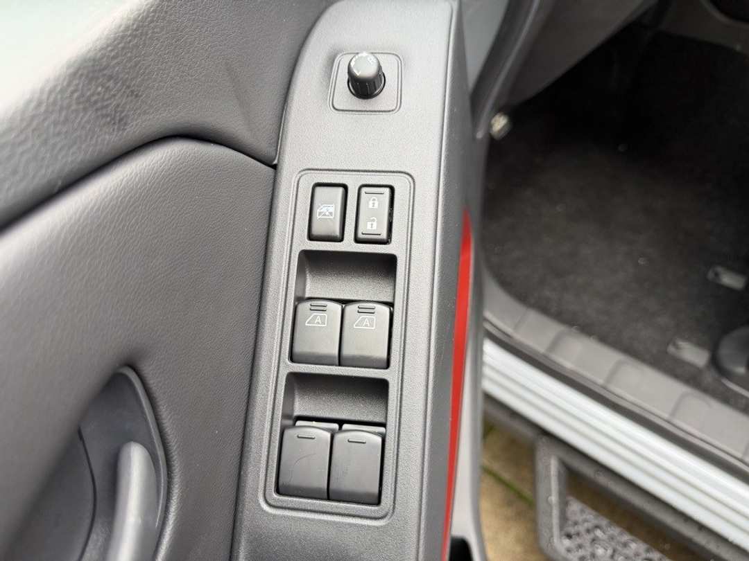 2026 Nissan Frontier PRO4X - Image 12