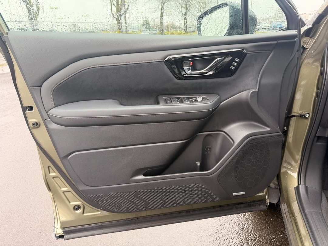 2026 Subaru Forester Touring - Image 11