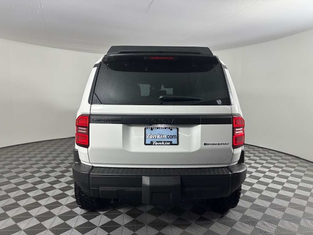 Toyota Land Cruiser - Image 4