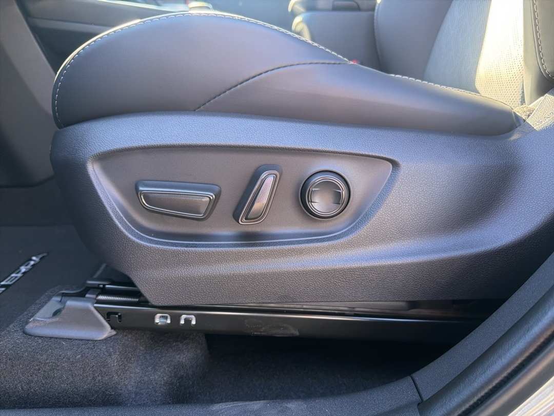 2026 Subaru Solterra Premium - Image 15