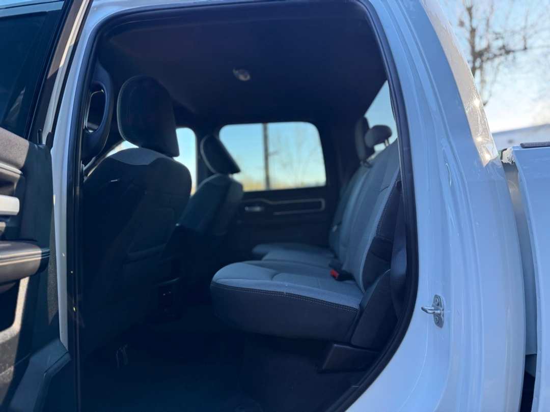 2024 Ram 2500 Big Horn - Image 22