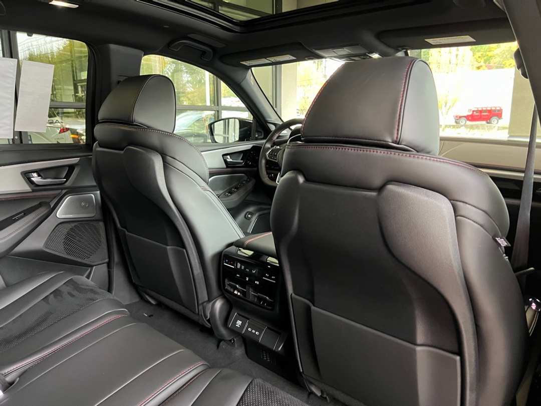 2026 Acura MDX ASpec - Image 28