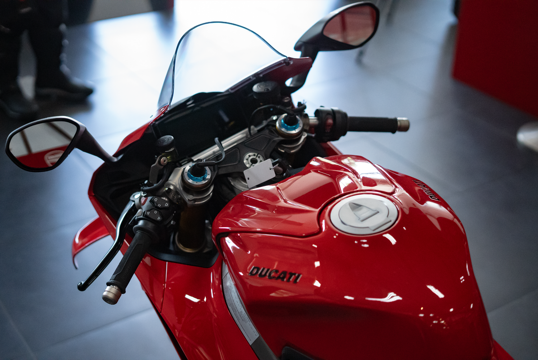 2025 Ducati Panigale V4 S - Image 11