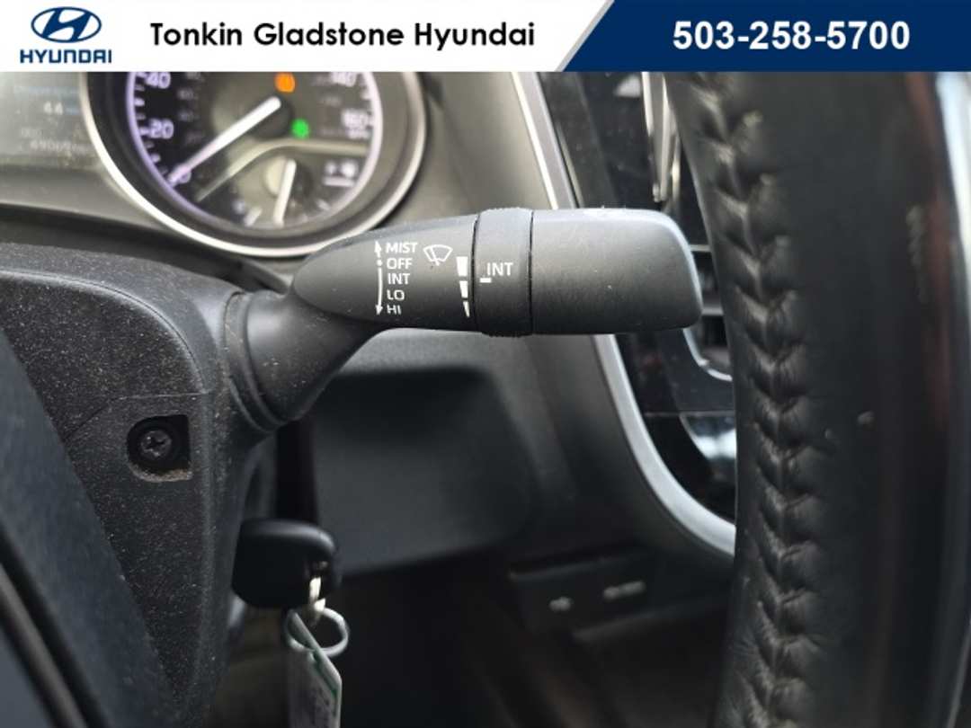 2021 Toyota Camry SE - Image 12