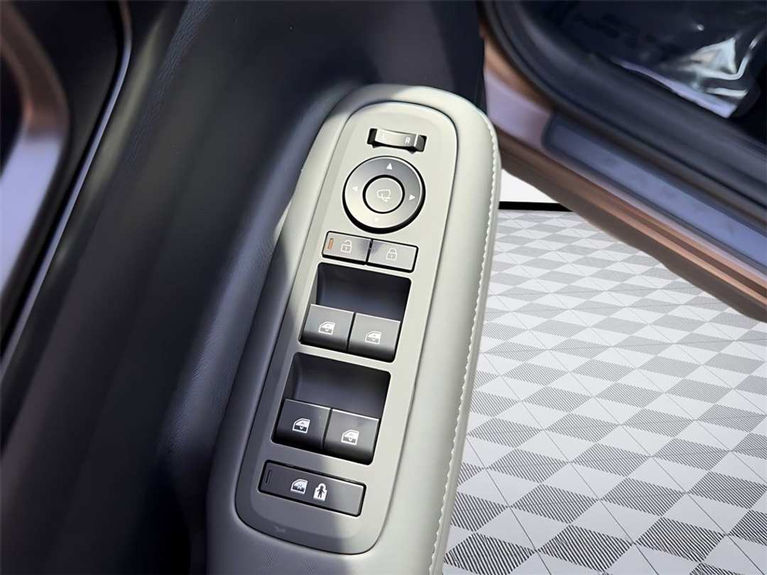 2026 Hyundai Santa Fe Calligraphy - Image 13