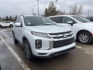 2024 Mitsubishi Rvr SE