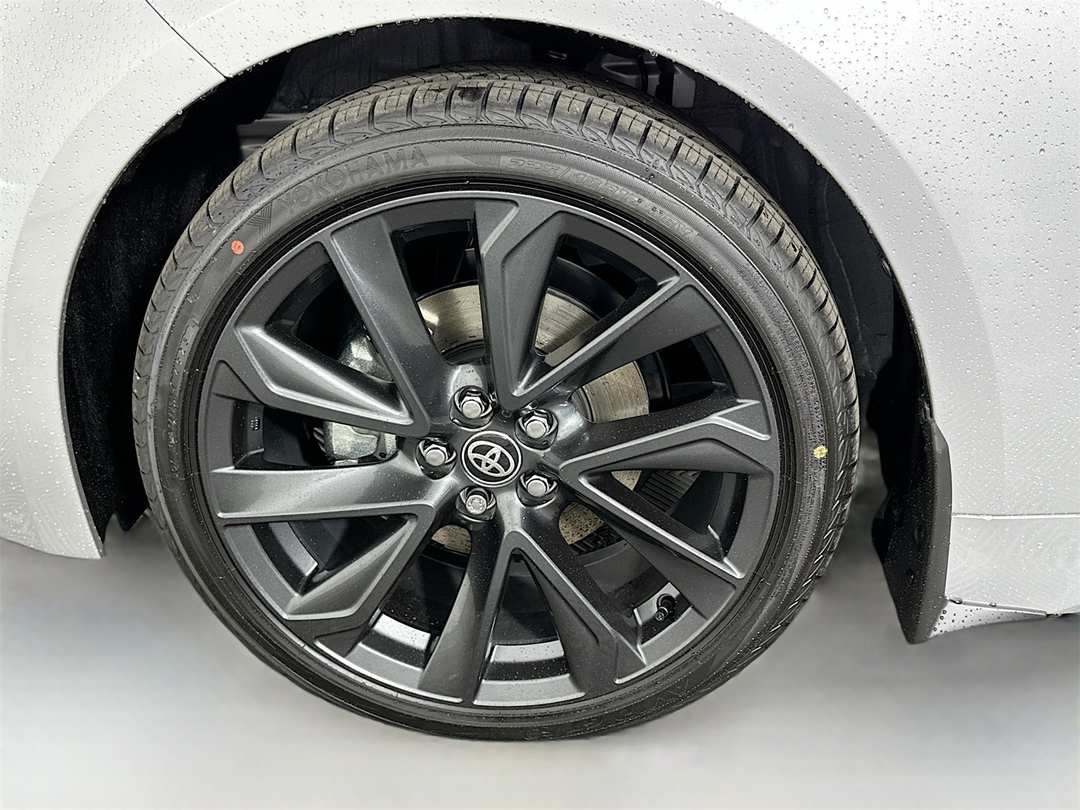 2026 Toyota Corolla XSE - Image 31