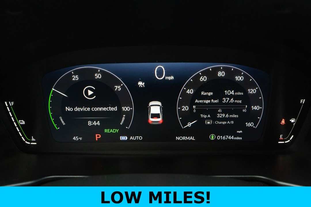 2024 Honda Accord Touring - Image 3