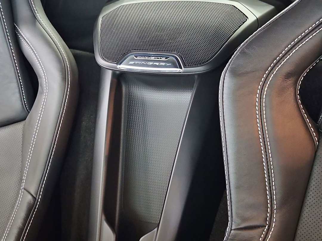 2026 Chevrolet Corvette Stingray - Image 32
