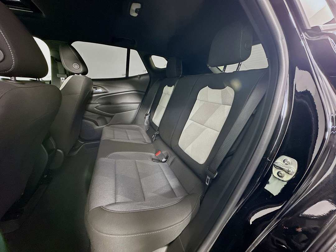 2025 Chevrolet Trax 1RS - Image 26