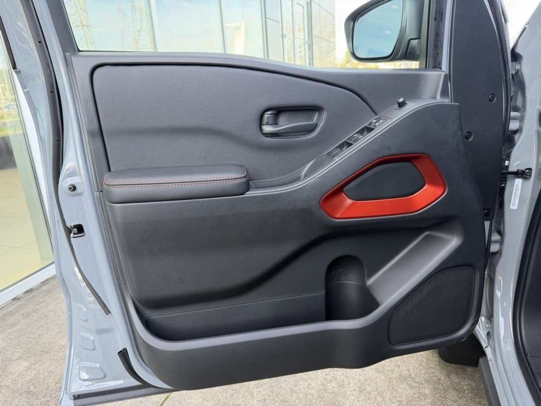 2026 Nissan Frontier PRO4X - Image 18