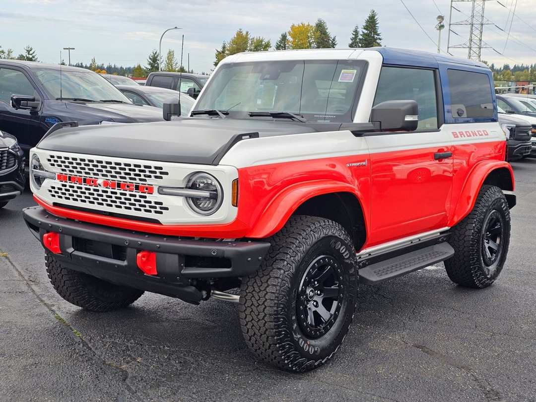 2025 Ford Bronco Stroppe Edition - Image 3