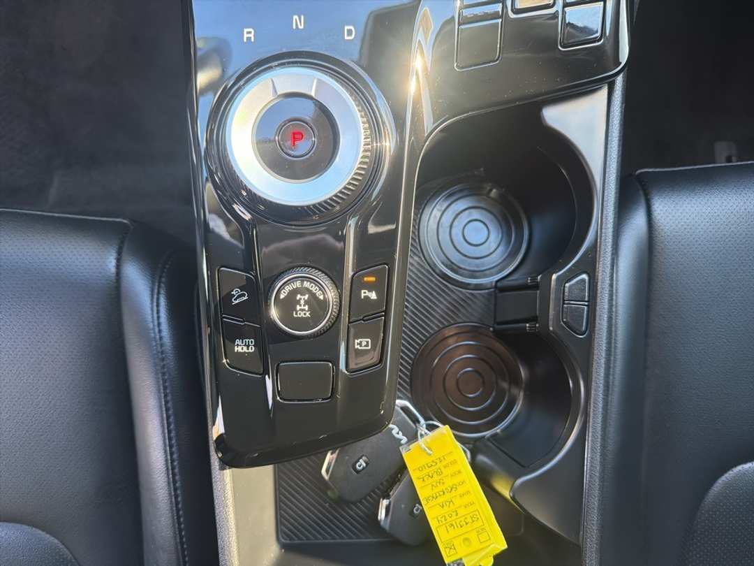 2024 Kia Sportage EX - Image 35