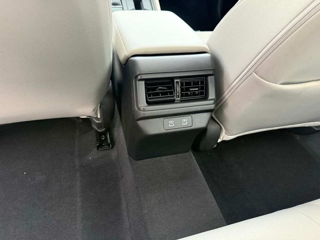 2025 Honda Accord SE - Image 17