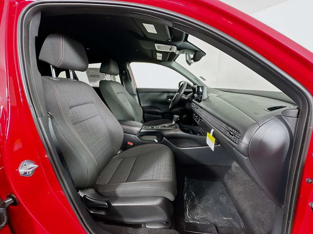 2026 Honda HR-V Sport - Image 27