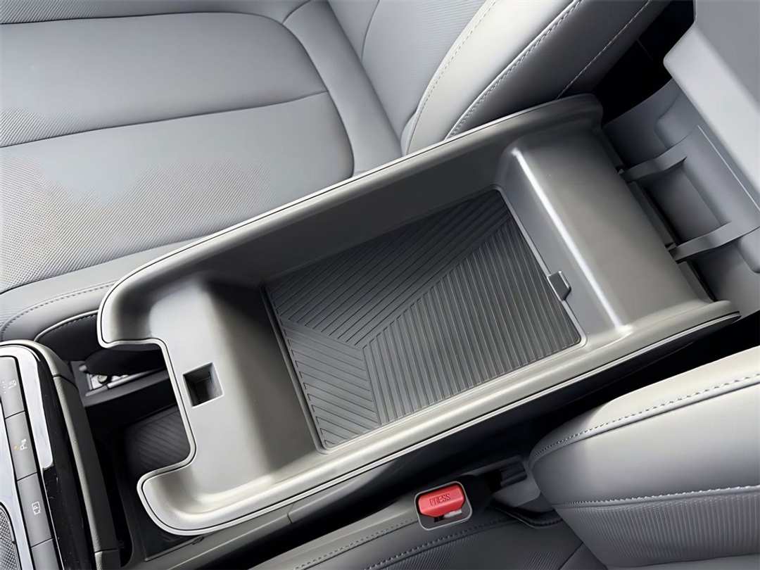 2026 Hyundai Ioniq 5 SEL - Image 26