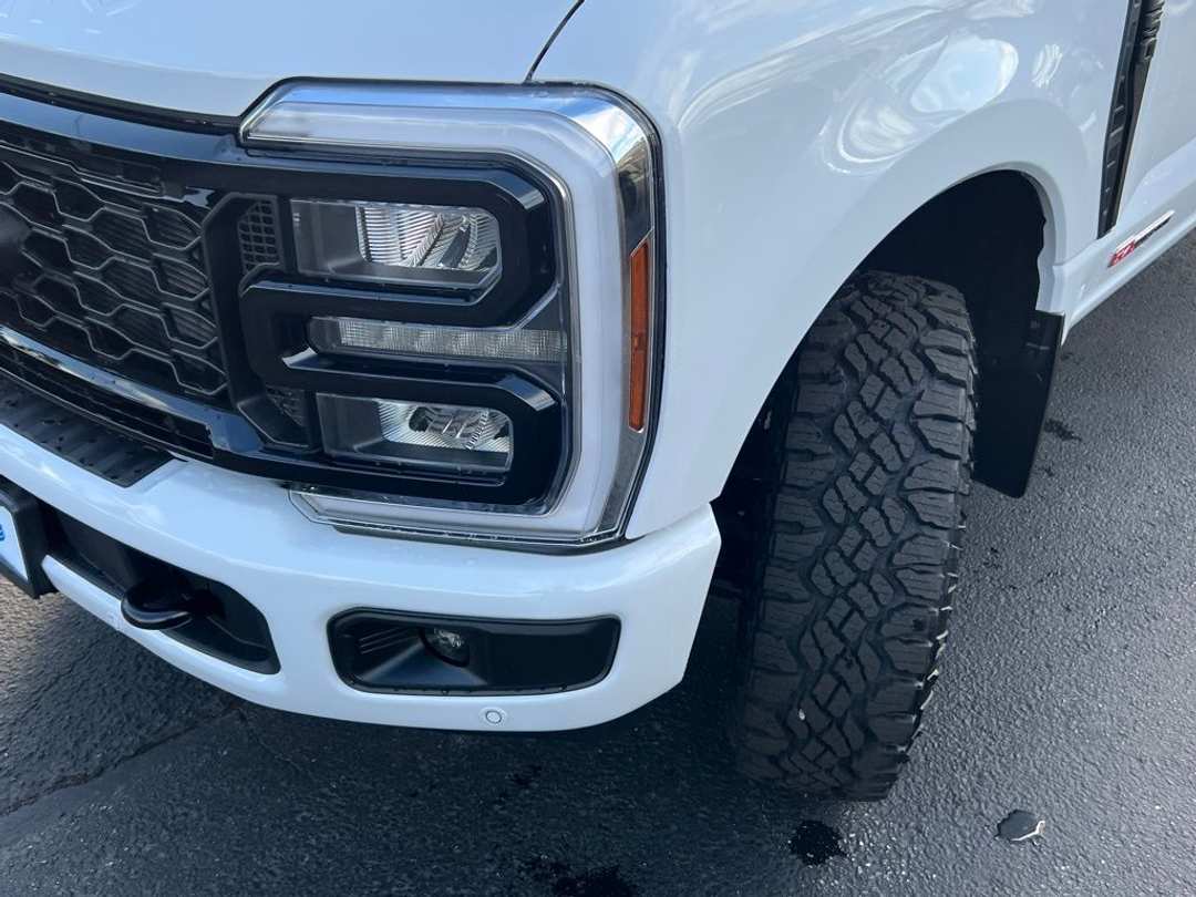 2026 Ford F-250Sd Lariat - Image 3