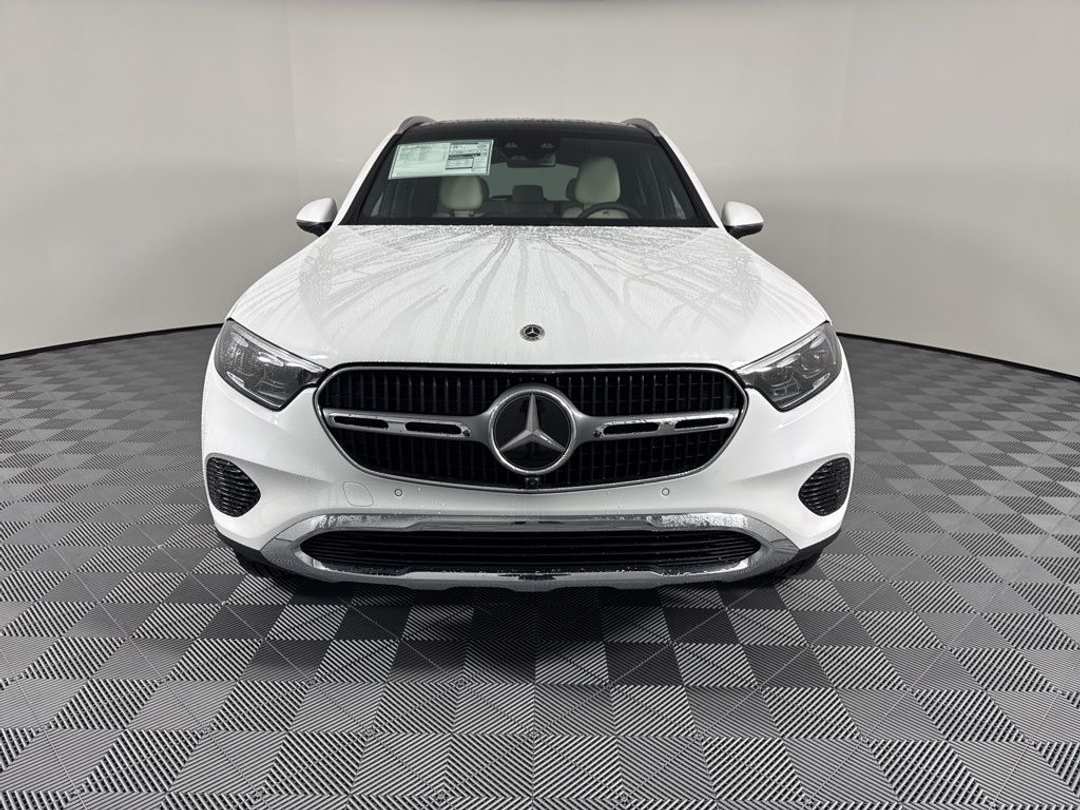 2026 Mercedes-Benz GLC 300 - Image 2