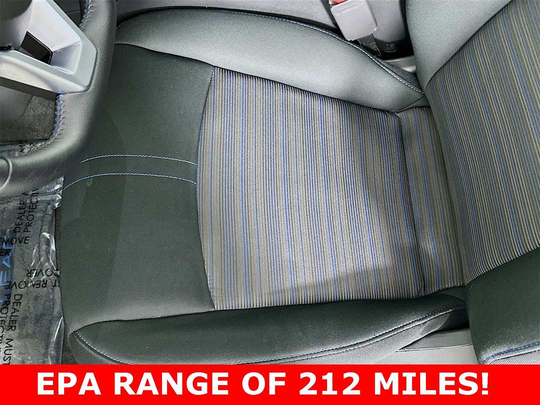 2025 Nissan LEAF SV Plus - Image 26