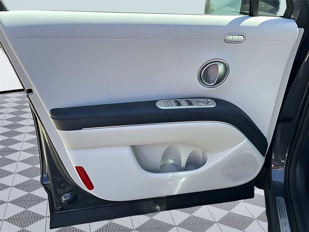 2026 Hyundai Palisade Calligraphy - Image 10