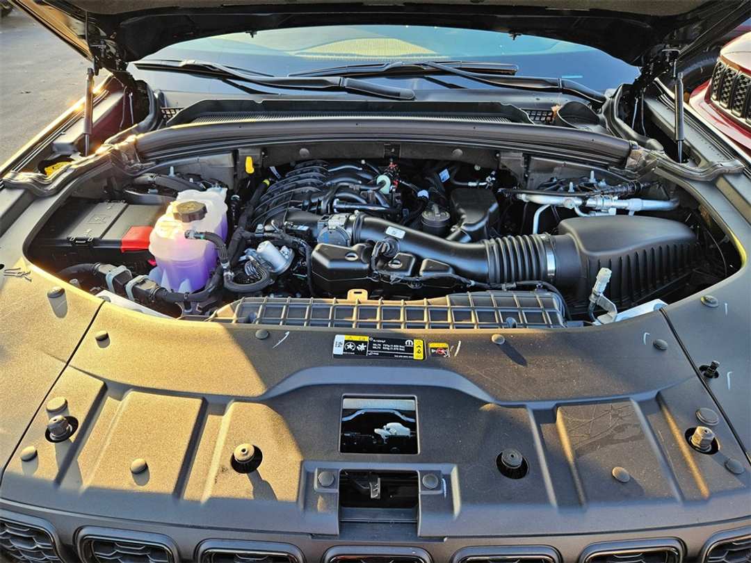 2025 Jeep Grand Cherokee Limited - Image 37