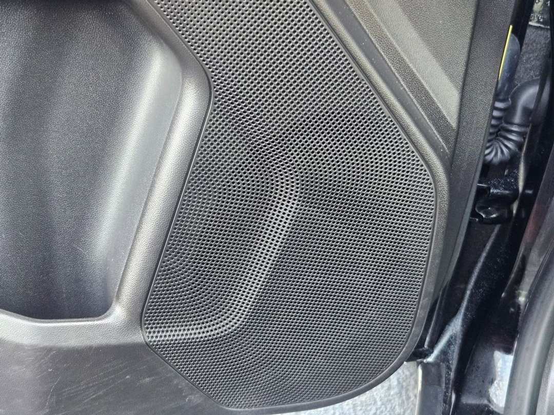 2024 Chevrolet Colorado Work - Image 12