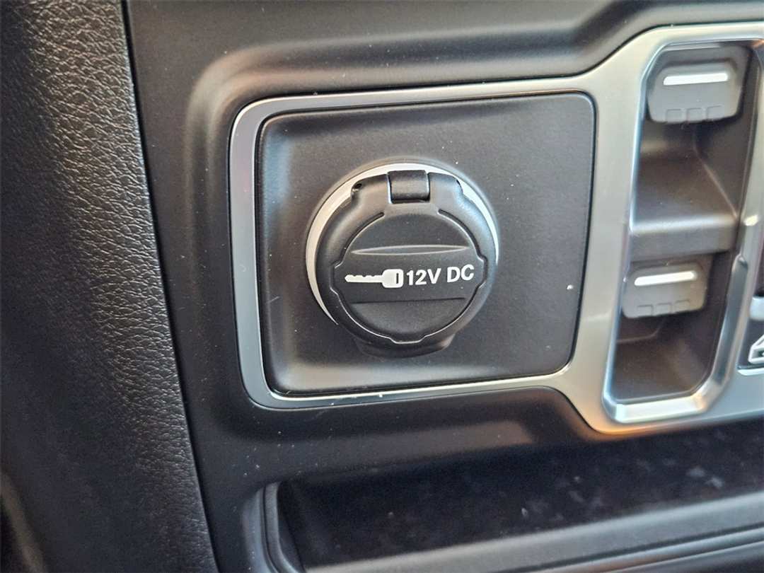 2026 Jeep Wrangler Sport - Image 25