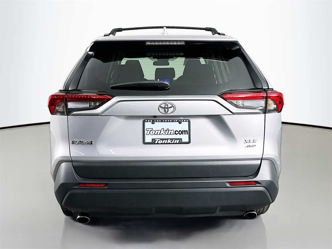 2024 Toyota Rav4 XLE - Image 6