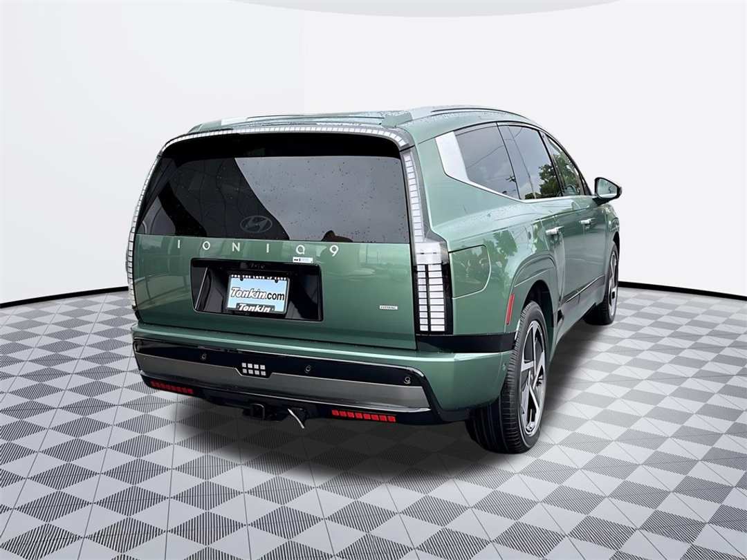 2026 Hyundai Ioniq 9 Performance Calligraphy - Image 6