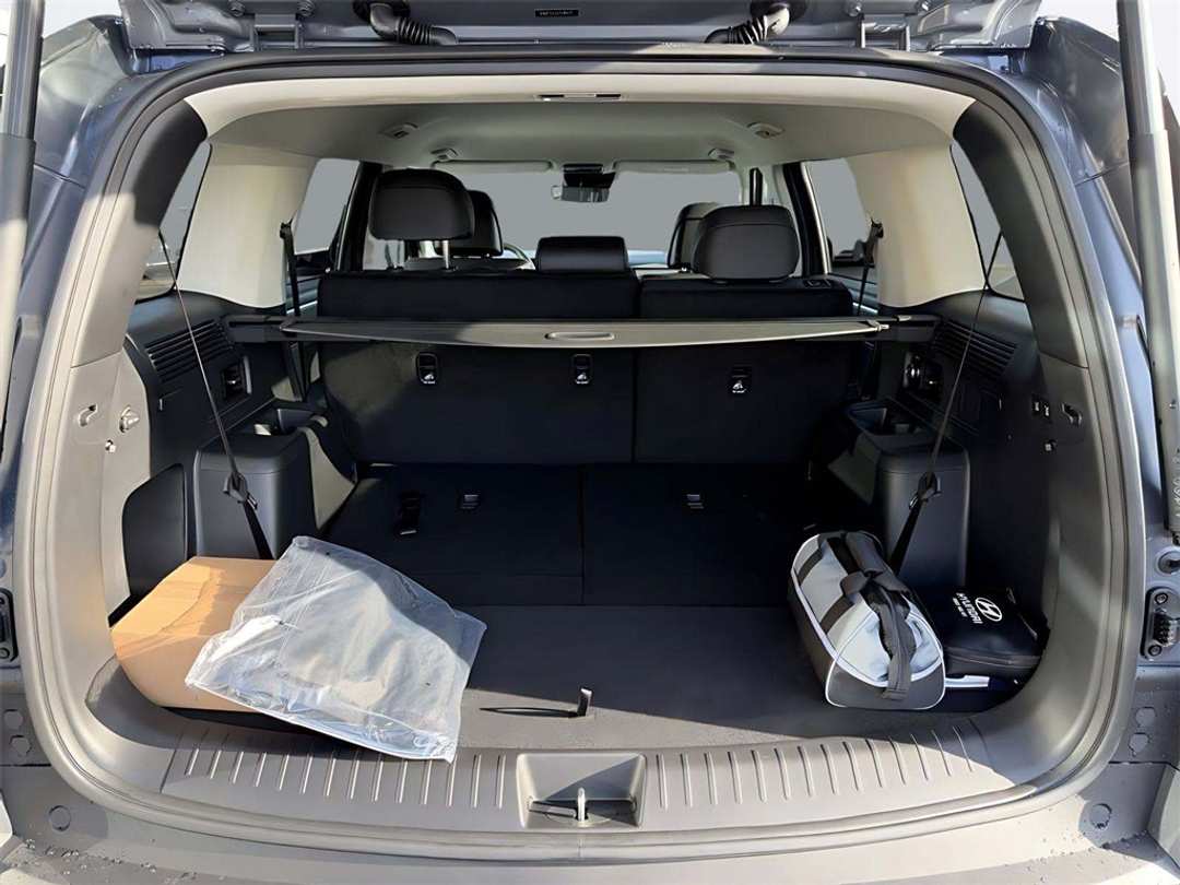 2026 Hyundai Santa Fe SEL - Image 10