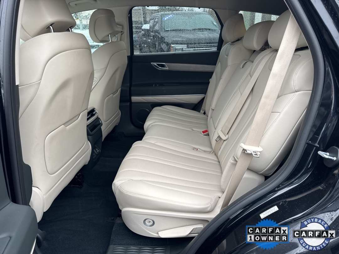 2025 Genesis Gv80 2.5T - Image 39