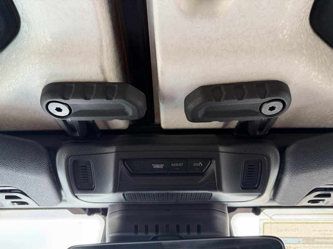 2026 Jeep Gladiator Rubicon - Image 27