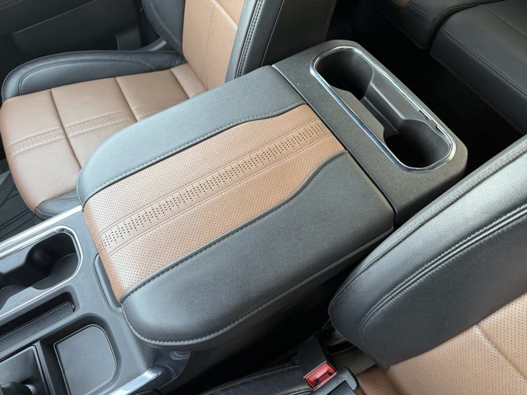 2025 Chevrolet Silverado 1500 High Country - Image 26